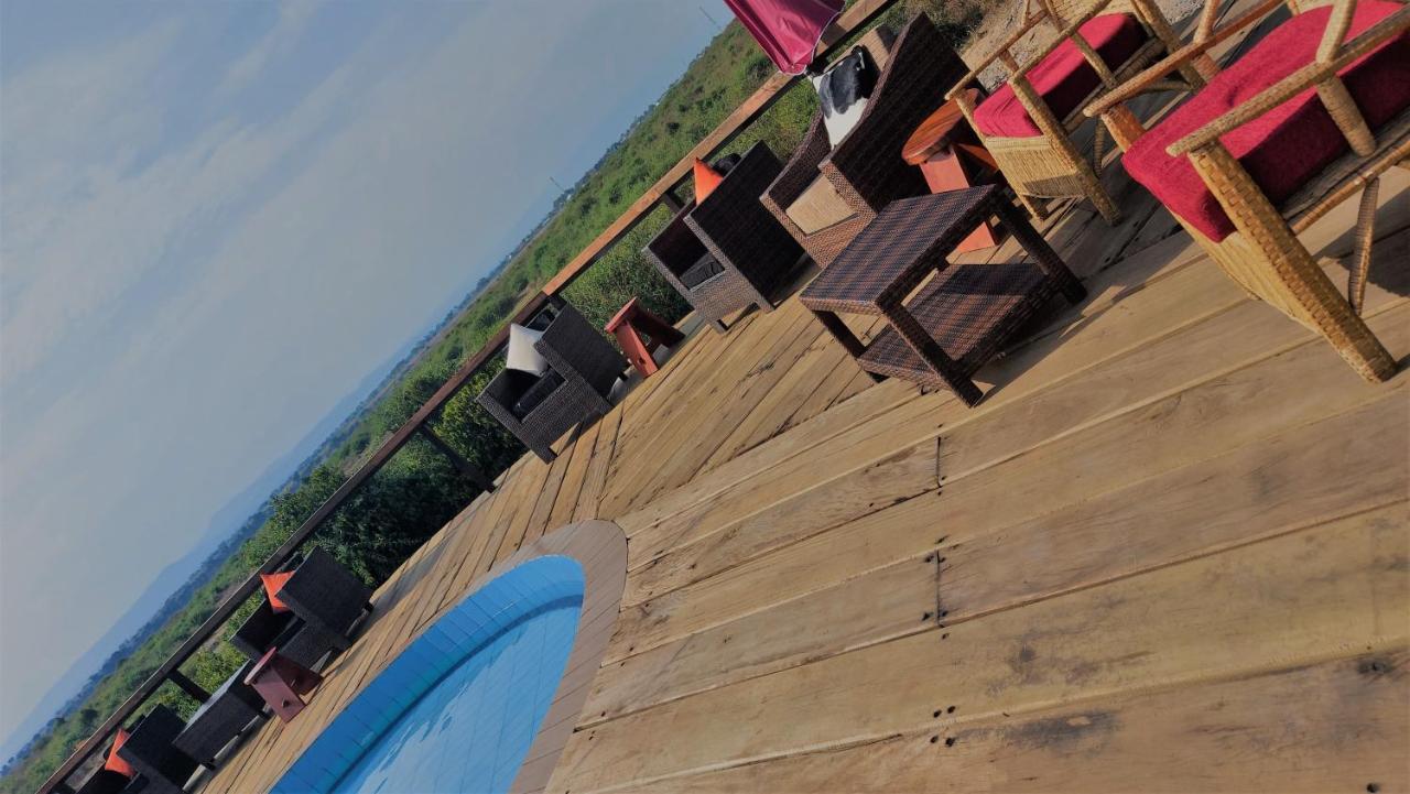 Buffalo Safari Lodge Katunguru Екстер'єр фото