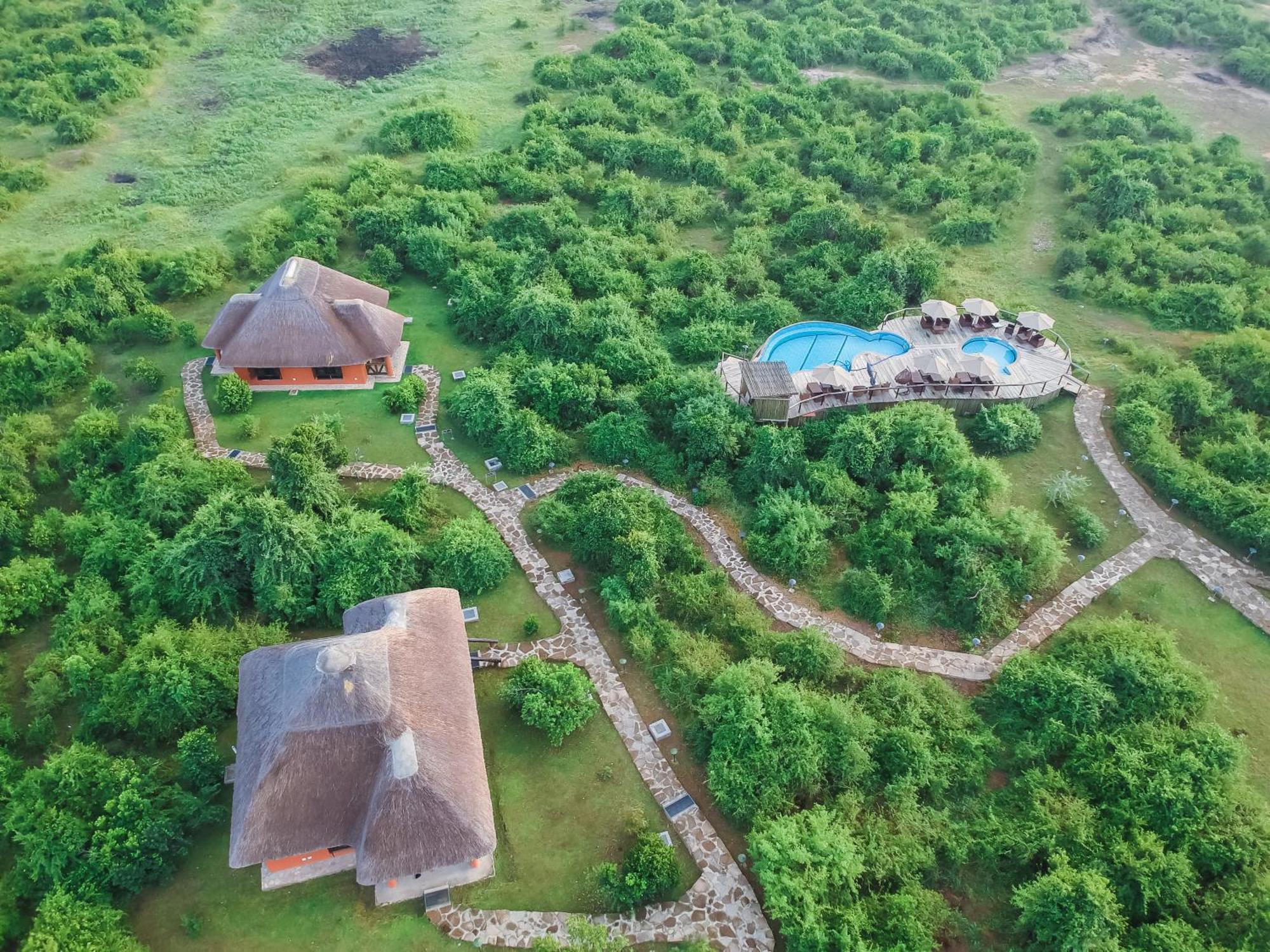Buffalo Safari Lodge Katunguru Екстер'єр фото
