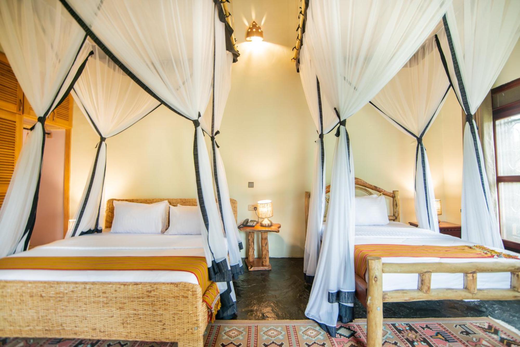 Buffalo Safari Lodge Katunguru Екстер'єр фото